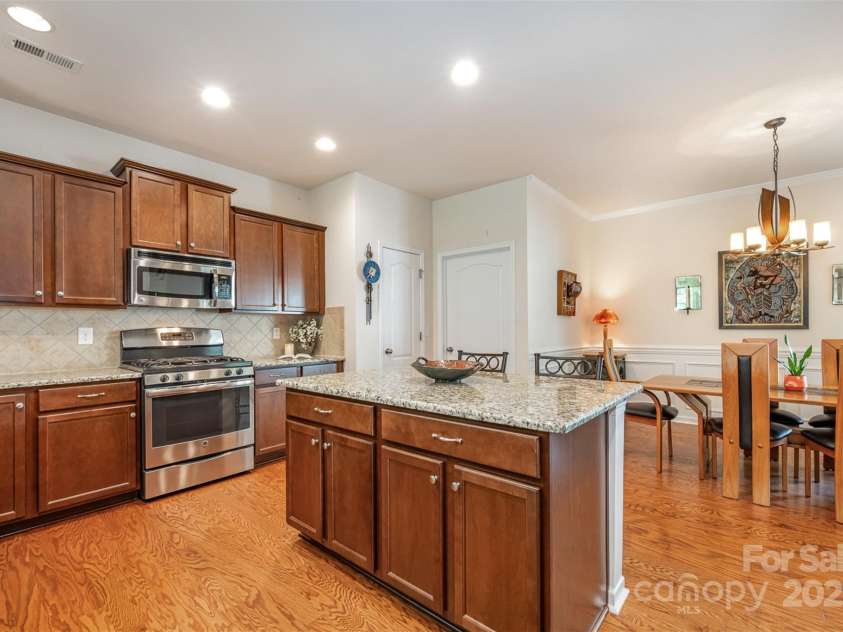 7015 Gracefield Lane, Fort Mill, SC 29707.  MLS# CAR4277442, YatesRealty ID 24172. 