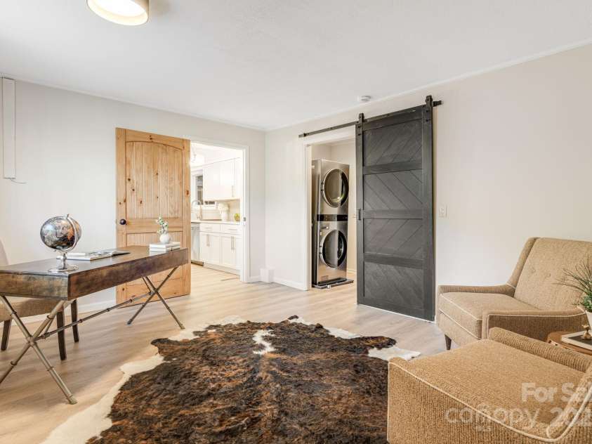 471 Highlands View Road, Highlands, NC 28741.  MLS# CAR4267272, YatesRealty ID 24174. 