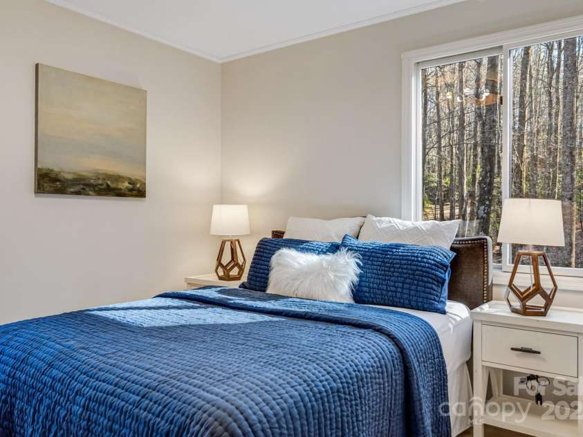 471 Highlands View Road, Highlands, NC 28741.  MLS# CAR4267272, YatesRealty ID 24174. 