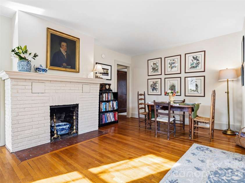 4 Duke Street, Asheville, NC 28803.  MLS# CAR4345320, YatesRealty ID 24175. 