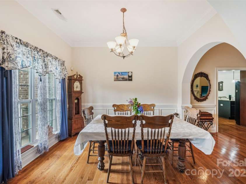 1575 Williamsburg Drive, Rock Hill, SC 29732.  MLS# CAR4267973, YatesRealty ID 24176. 