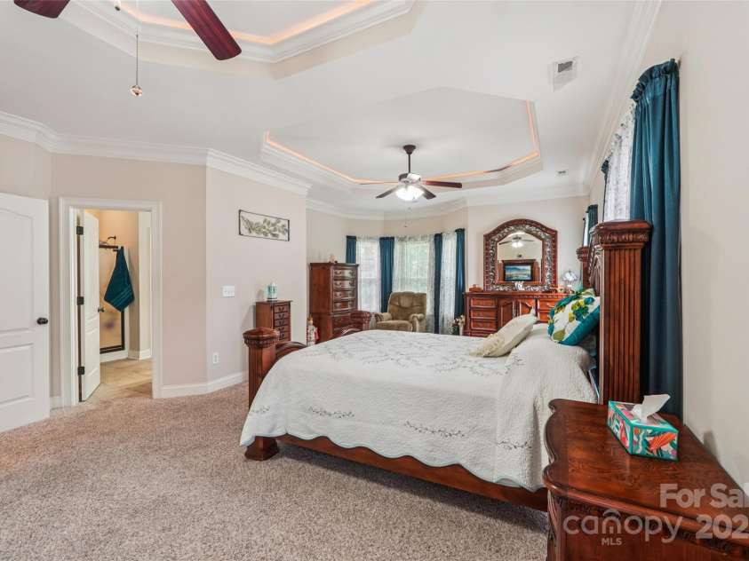 1575 Williamsburg Drive, Rock Hill, SC 29732.  MLS# CAR4267973, YatesRealty ID 24176. 