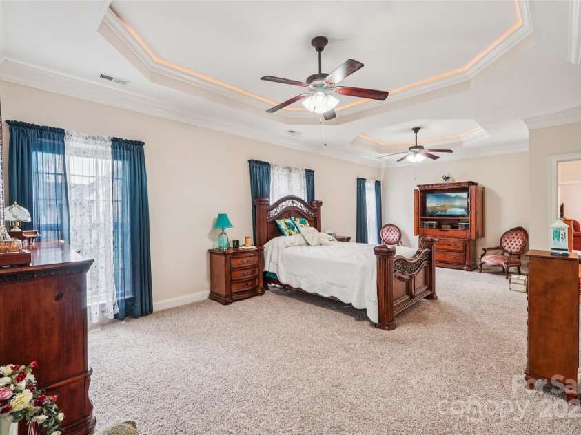 1575 Williamsburg Drive, Rock Hill, SC 29732.  MLS# CAR4267973, YatesRealty ID 24176. Another angle of Primary Suite