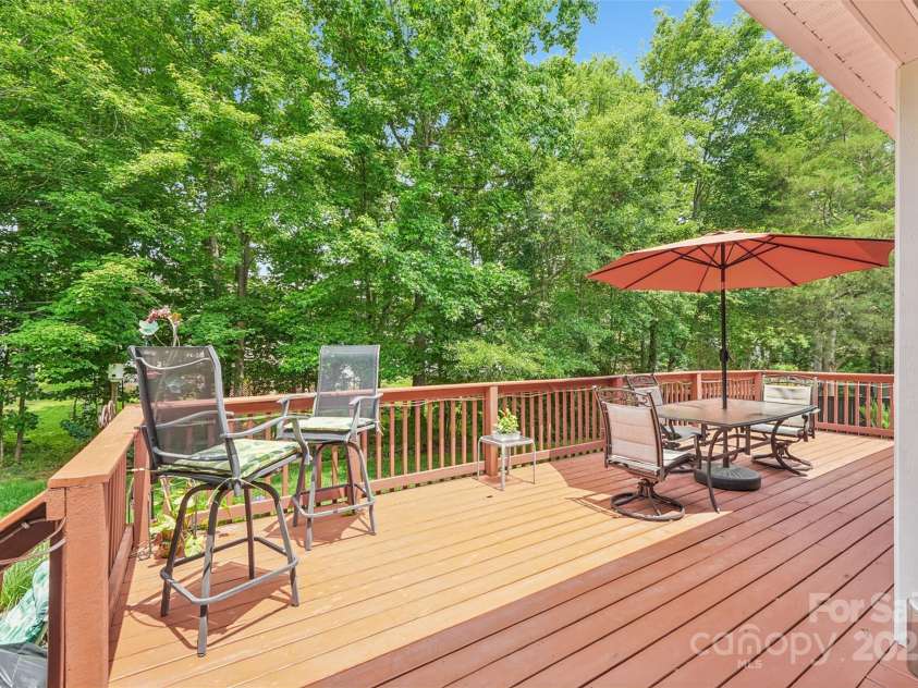 1575 Williamsburg Drive, Rock Hill, SC 29732.  MLS# CAR4267973, YatesRealty ID 24176. Deck