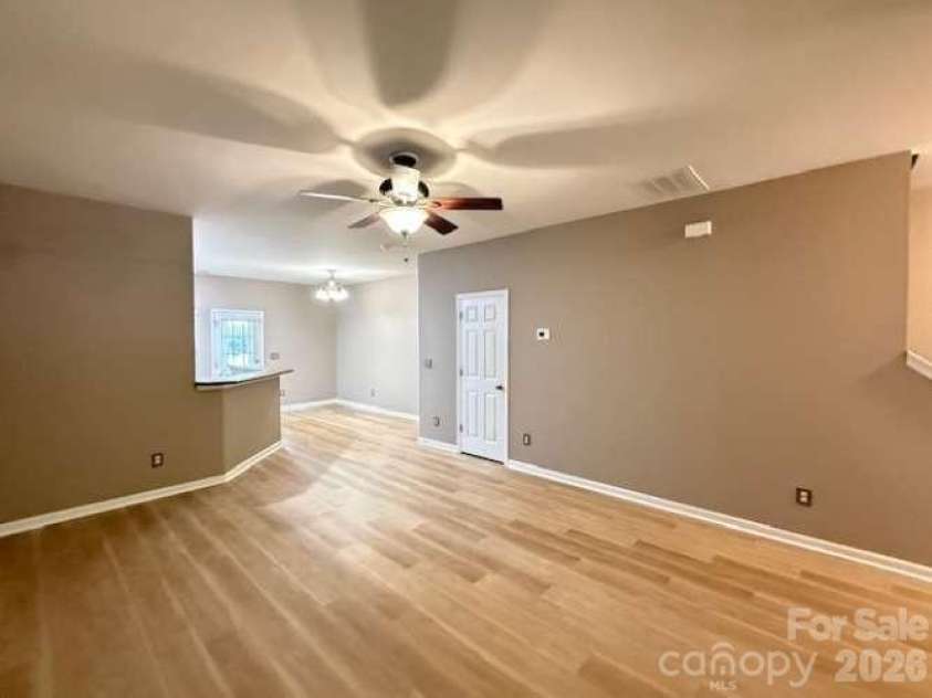 17439 Caldwell Track Drive, Cornelius, NC 28031.  MLS# CAR4377822, YatesRealty ID 24176. 
