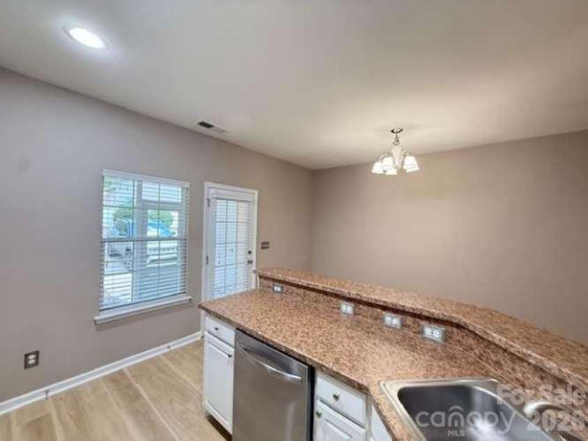 17439 Caldwell Track Drive, Cornelius, NC 28031.  MLS# CAR4377822, YatesRealty ID 24176. 