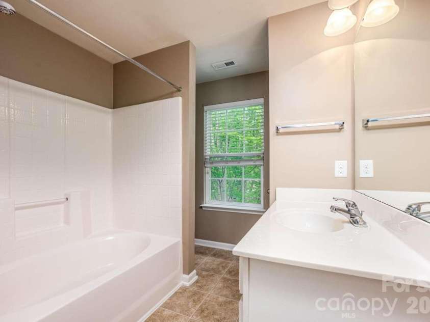 17439 Caldwell Track Drive, Cornelius, NC 28031.  MLS# CAR4377822, YatesRealty ID 24176. 