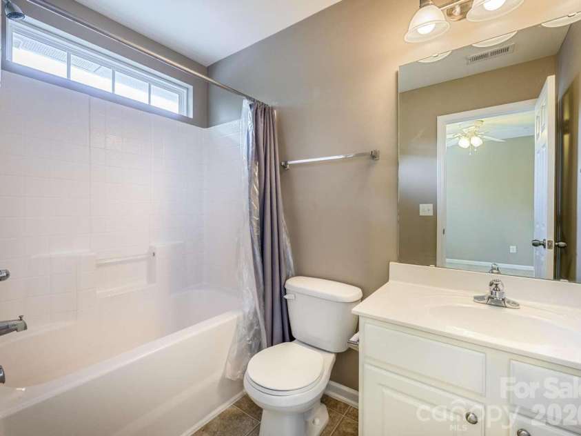 17439 Caldwell Track Drive, Cornelius, NC 28031.  MLS# CAR4377822, YatesRealty ID 24176. 