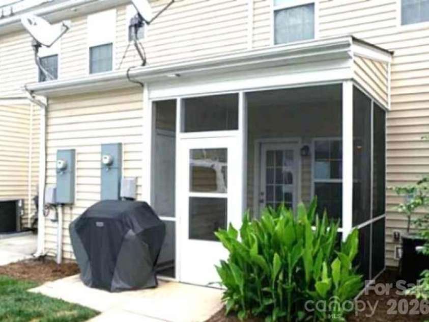 17439 Caldwell Track Drive, Cornelius, NC 28031.  MLS# CAR4377822, YatesRealty ID 24176. 