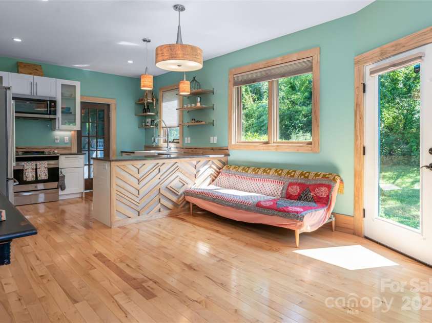 43 Upper Herron Cove Road, Weaverville, NC 28787.  MLS# CAR4269442, YatesRealty ID 24178. 