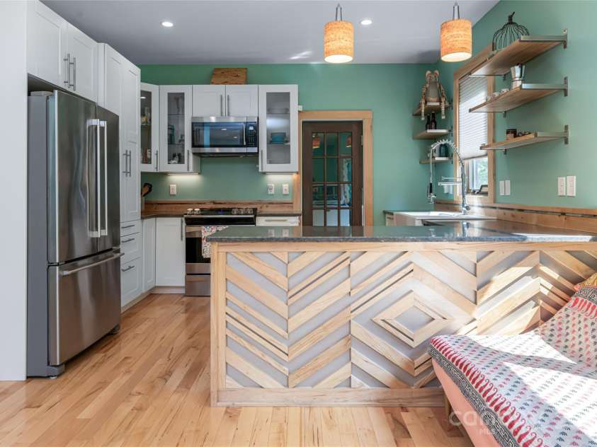 43 Upper Herron Cove Road, Weaverville, NC 28787.  MLS# CAR4269442, YatesRealty ID 24178. 