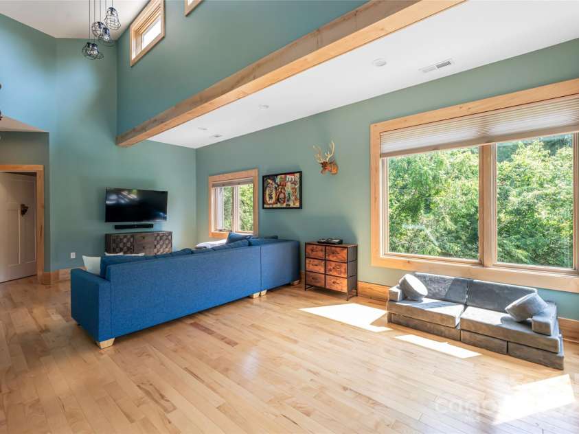 43 Upper Herron Cove Road, Weaverville, NC 28787.  MLS# CAR4269442, YatesRealty ID 24178. 