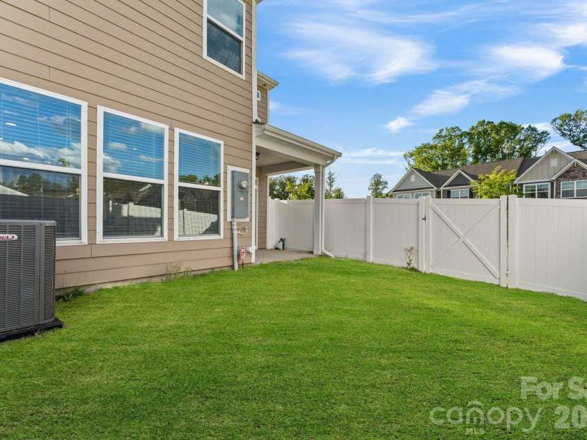 6211 Nandina Drive, Harrisburg, NC 28075.  MLS# CAR4373605, YatesRealty ID 24178. 
