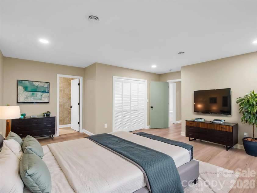 44 Jervey Road, Tryon, NC 28782.  MLS# CAR4381509, YatesRealty ID 24179. VIRTUALLY STAGED PRIMARY BEDROOM.