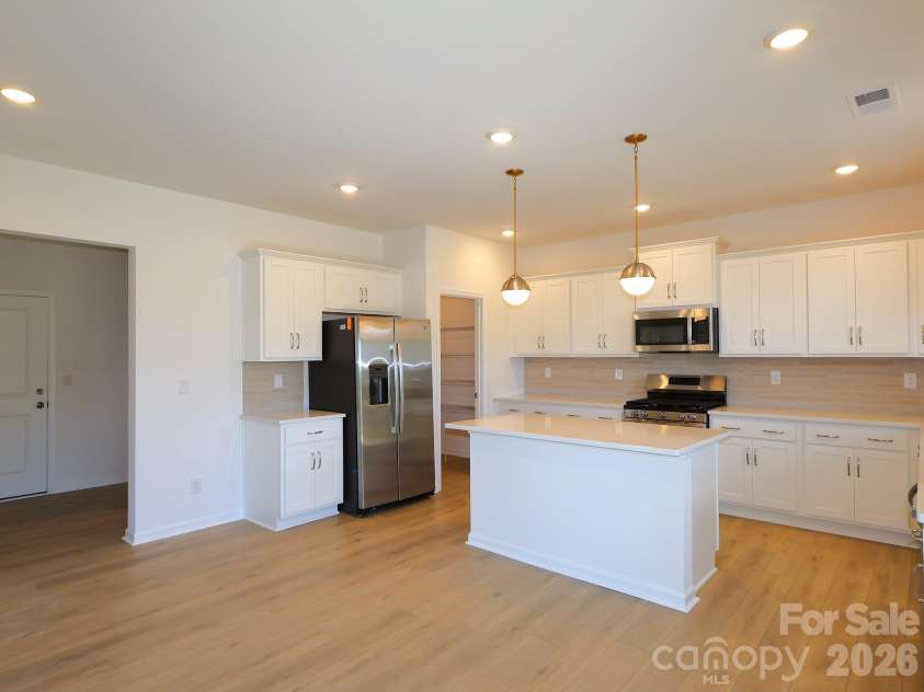 1350 Fremont Drive, Wingate, NC 28174.  MLS# CAR4382334, YatesRealty ID 24180. Kitchen