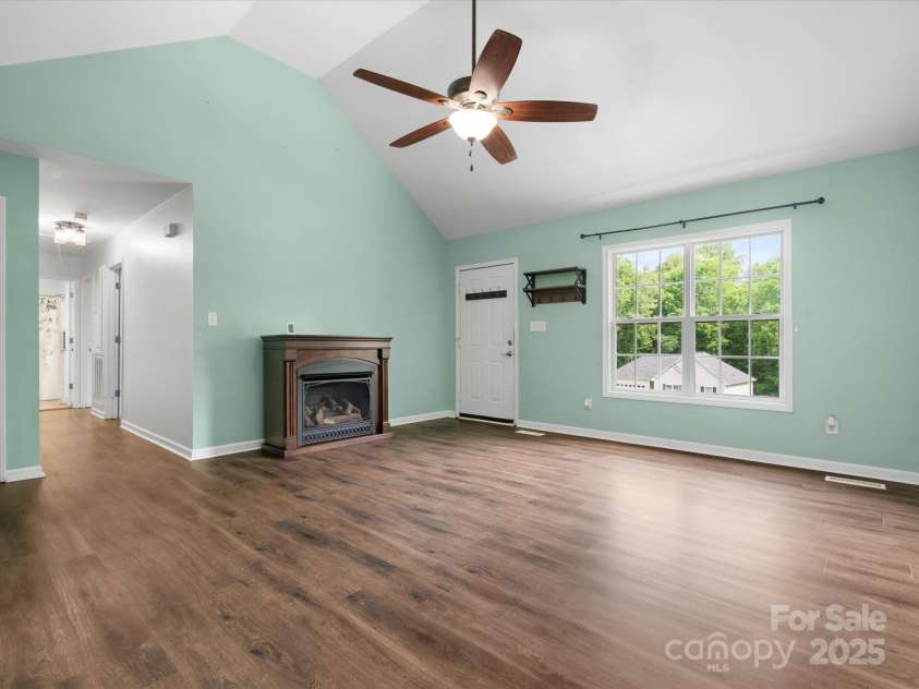 730 Cove Road, Gastonia, NC 28052.  MLS# CAR4260480, YatesRealty ID 24180. 