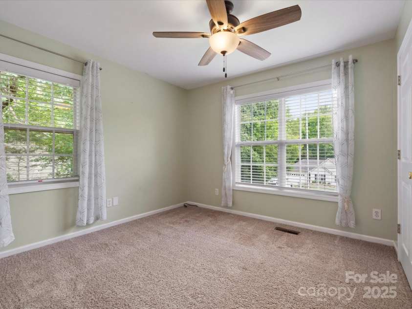 730 Cove Road, Gastonia, NC 28052.  MLS# CAR4260480, YatesRealty ID 24180. 