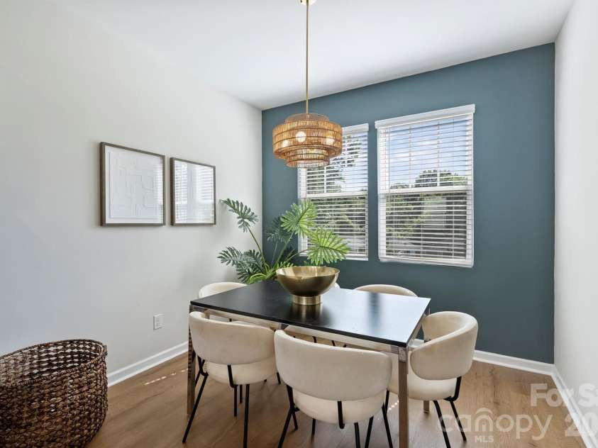 2409 Via del Conte Alley, Charlotte, NC 28205.  MLS# CAR4375409, YatesRealty ID 24182. 