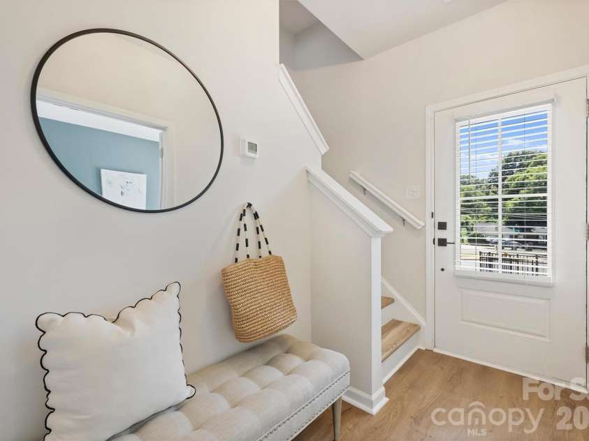 2405 Via del Conte Alley, Charlotte, NC 28205.  MLS# CAR4374977, YatesRealty ID 24183. 
