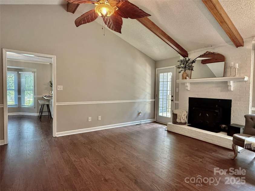 5916 Indian Brook Drive, Matthews, NC 28104.  MLS# CAR4270153, YatesRealty ID 24187. 