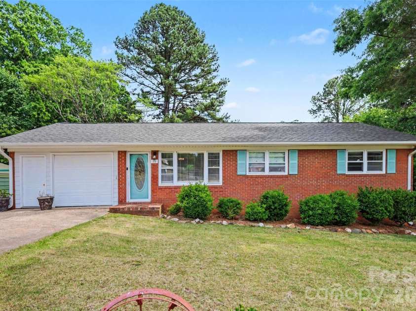 79 Walnut Street, Badin, NC 28009.  MLS# CAR4377814, YatesRealty ID 24187. 