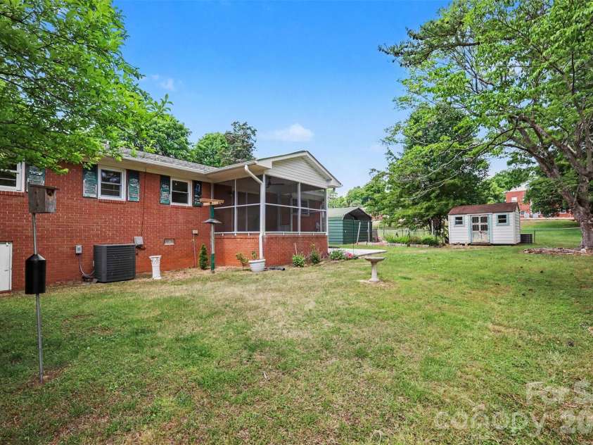 79 Walnut Street, Badin, NC 28009.  MLS# CAR4377814, YatesRealty ID 24187. 