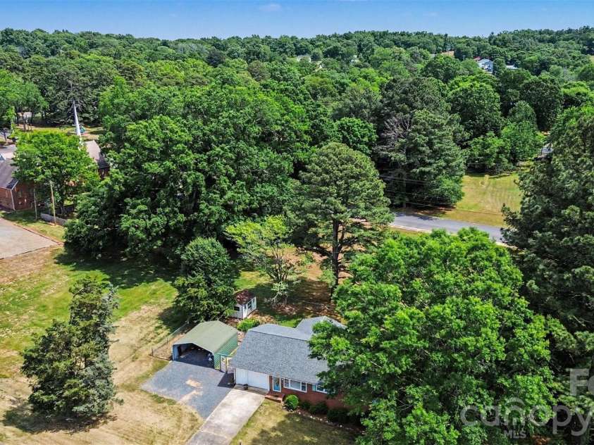 79 Walnut Street, Badin, NC 28009.  MLS# CAR4377814, YatesRealty ID 24187. 