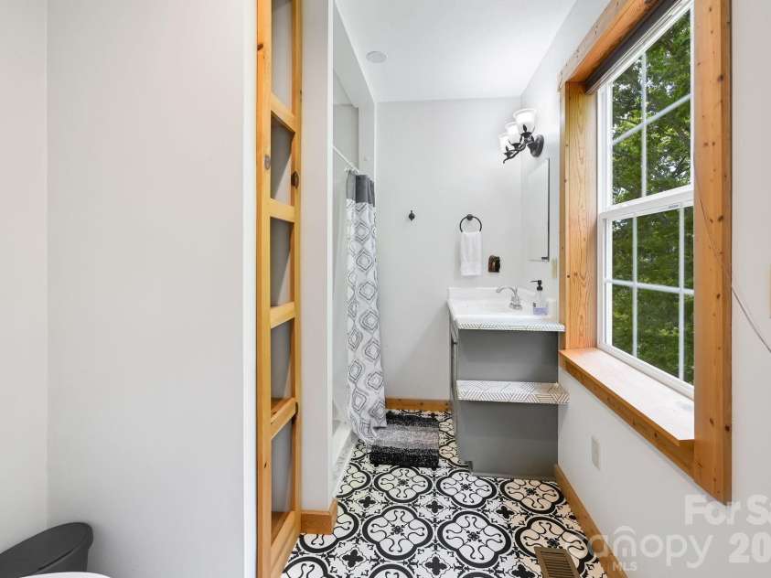 491 High Top Drive, Fletcher, NC 28732.  MLS# CAR4379678, YatesRealty ID 24188. 