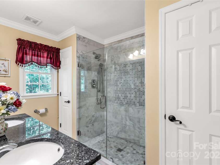 637 Freemont Drive, Lancaster, SC 29720.  MLS# CAR4272183, YatesRealty ID 24188. 