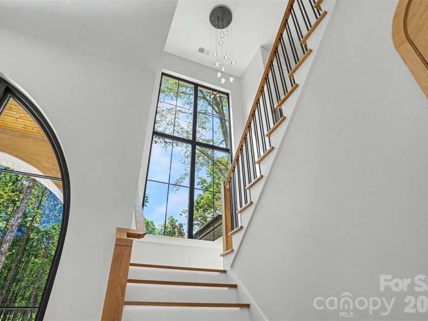 8124 Asheley Glen Drive, Mint Hill, NC 28227.  MLS# CAR4374711, YatesRealty ID 24189. 