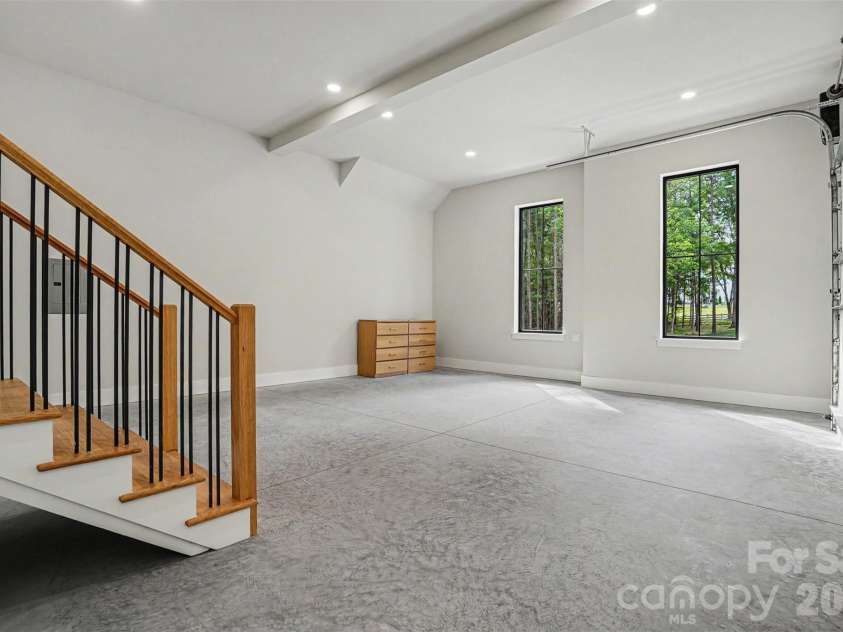 8124 Asheley Glen Drive, Mint Hill, NC 28227.  MLS# CAR4374711, YatesRealty ID 24189. 