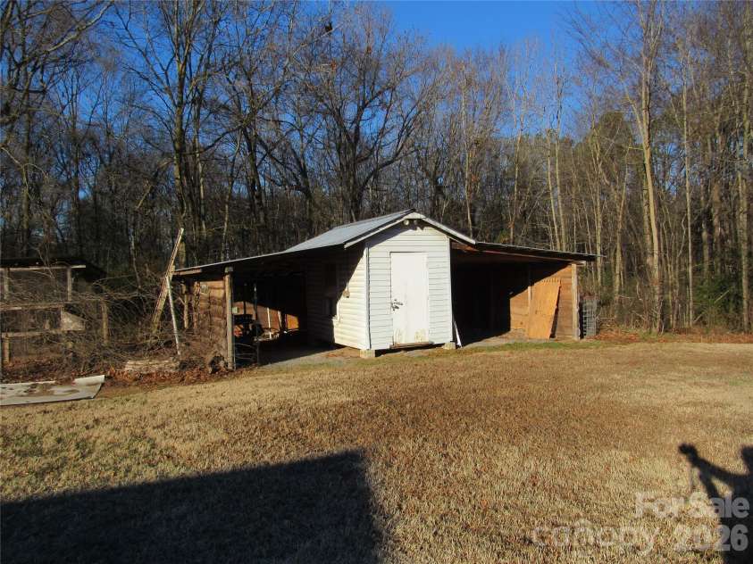 6825 Nance Tarlton Road, Marshville, NC 28103.  MLS# CAR4335806, YatesRealty ID 2419. 
