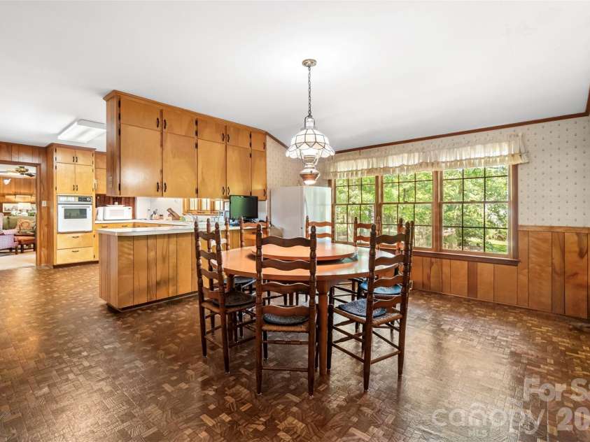 122 Forest Hills Drive, Monroe, NC 28112.  MLS# CAR4380684, YatesRealty ID 24190. Breakfast