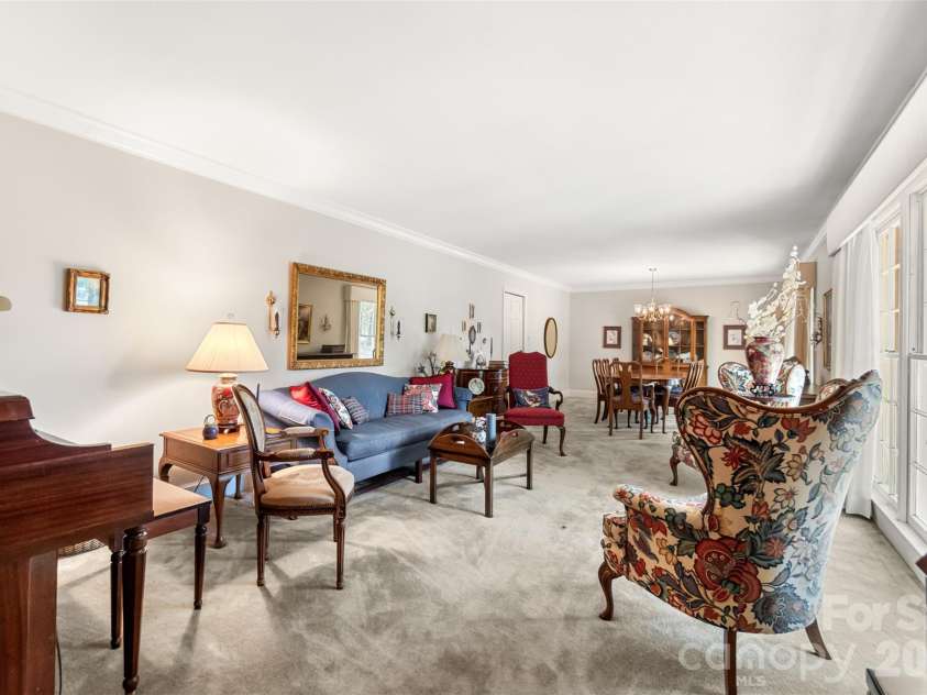 122 Forest Hills Drive, Monroe, NC 28112.  MLS# CAR4380684, YatesRealty ID 24190. Living Room
