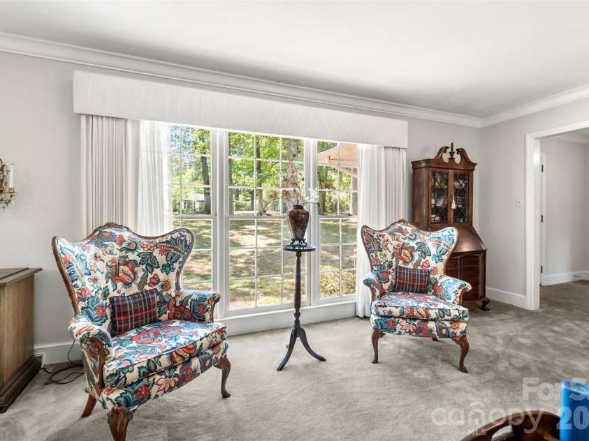 122 Forest Hills Drive, Monroe, NC 28112.  MLS# CAR4380684, YatesRealty ID 24190. Living Room