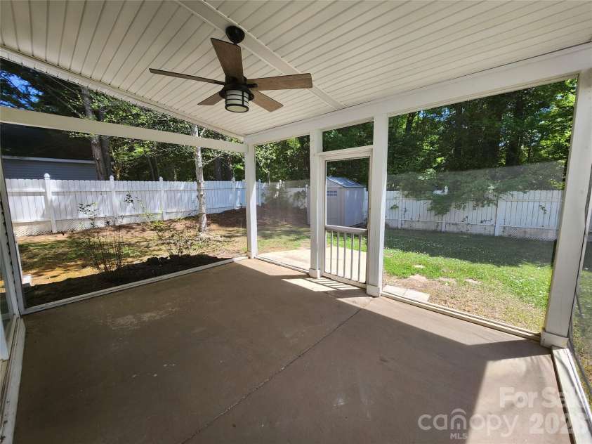 1308 Harland Street, Charlotte, NC 28216.  MLS# CAR4375819, YatesRealty ID 24192. 