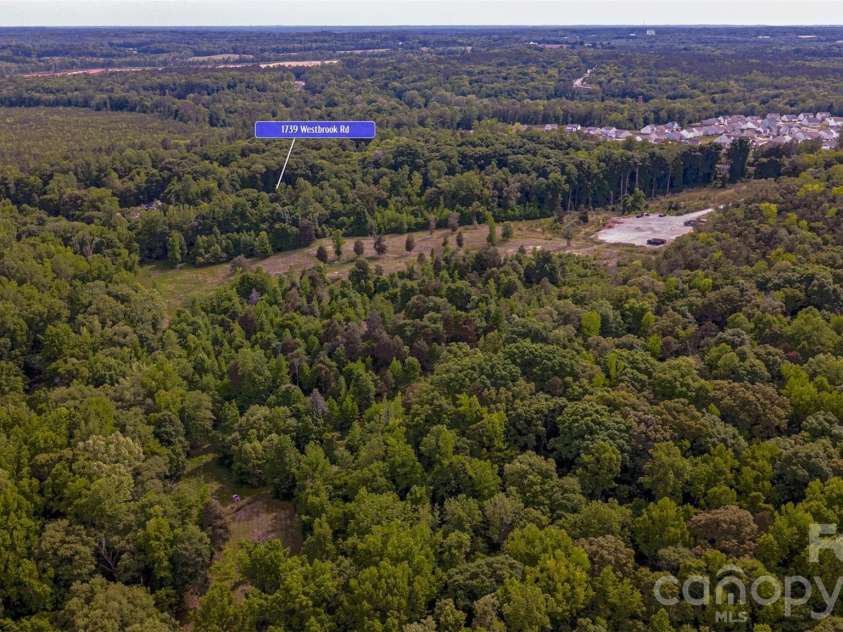 1739 Westbrook Road, Edgemoor, SC 29712.  MLS# CAR4381776, YatesRealty ID 24193. 