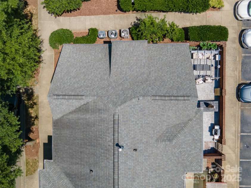 819 Northeast Drive, Davidson, NC 28036.  MLS# CAR4276218, YatesRealty ID 24193. 