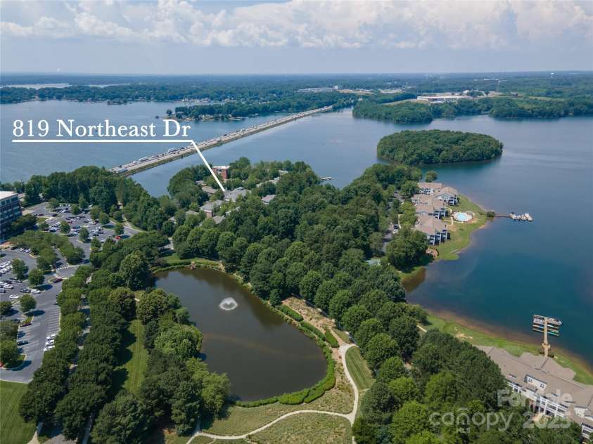 819 Northeast Drive, Davidson, NC 28036.  MLS# CAR4276218, YatesRealty ID 24193. 