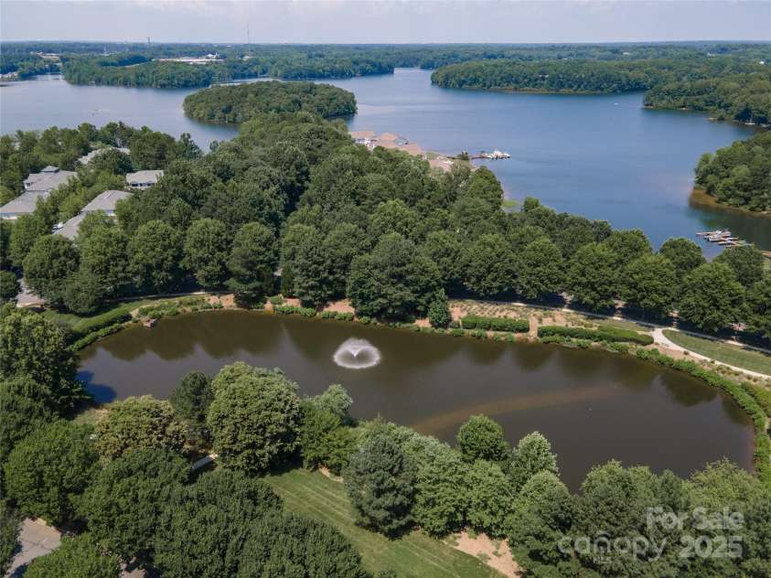 819 Northeast Drive, Davidson, NC 28036.  MLS# CAR4276218, YatesRealty ID 24193. 