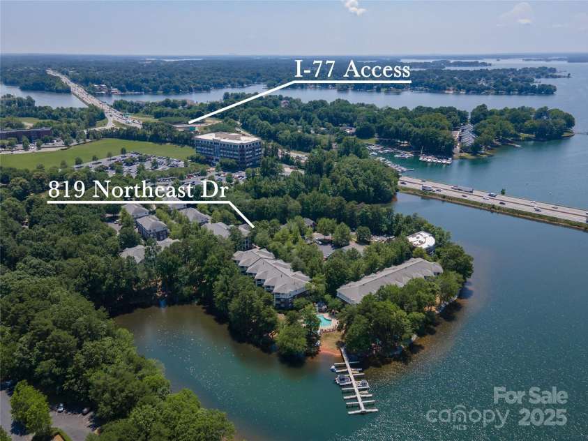 819 Northeast Drive, Davidson, NC 28036.  MLS# CAR4276218, YatesRealty ID 24193. Convenient to I 77, shops, groceries and restaurants.