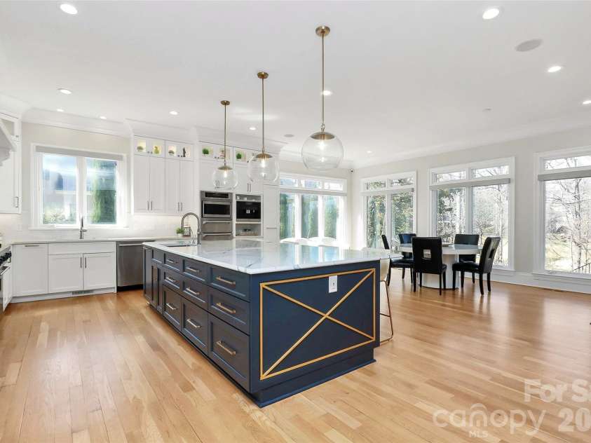 14830 Resolves Lane, Charlotte, NC 28277.  MLS# CAR4363408, YatesRealty ID 24195. Chef inspired kitchen