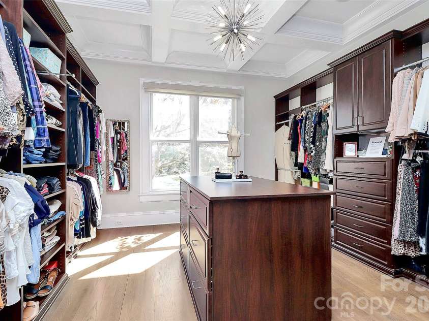 14830 Resolves Lane, Charlotte, NC 28277.  MLS# CAR4363408, YatesRealty ID 24195. Primary walk in 2