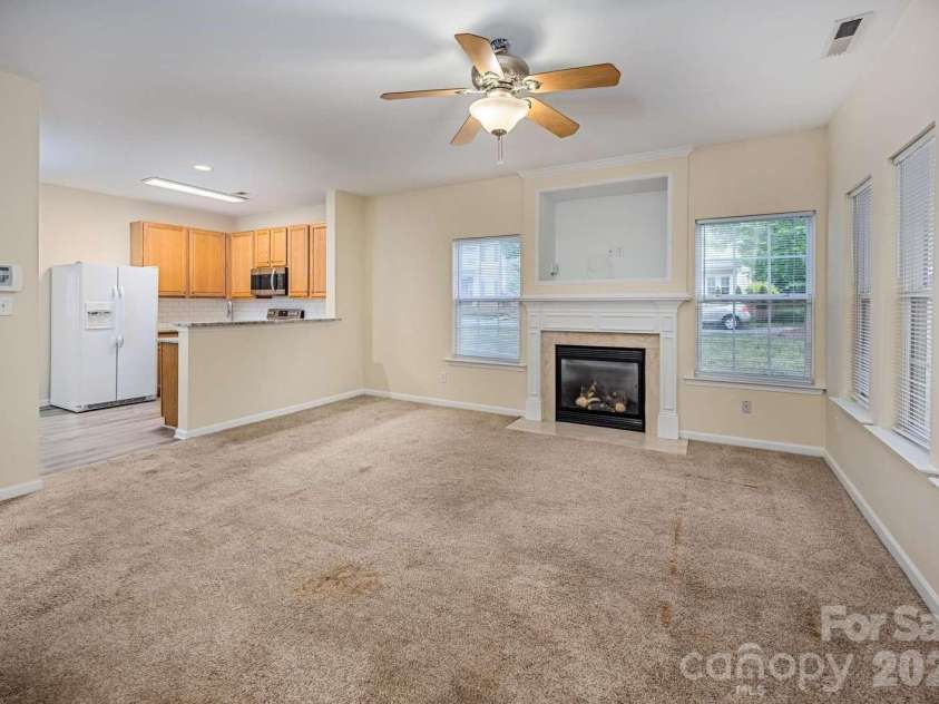10430 Trolley Run Drive, Cornelius, NC 28031.  MLS# CAR4371885, YatesRealty ID 24196. 