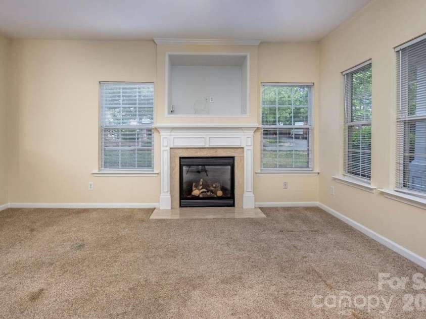 10430 Trolley Run Drive, Cornelius, NC 28031.  MLS# CAR4371885, YatesRealty ID 24196. 