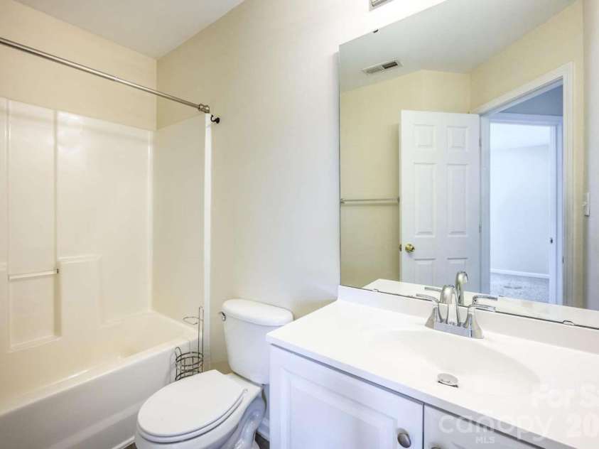 10430 Trolley Run Drive, Cornelius, NC 28031.  MLS# CAR4371885, YatesRealty ID 24196. 