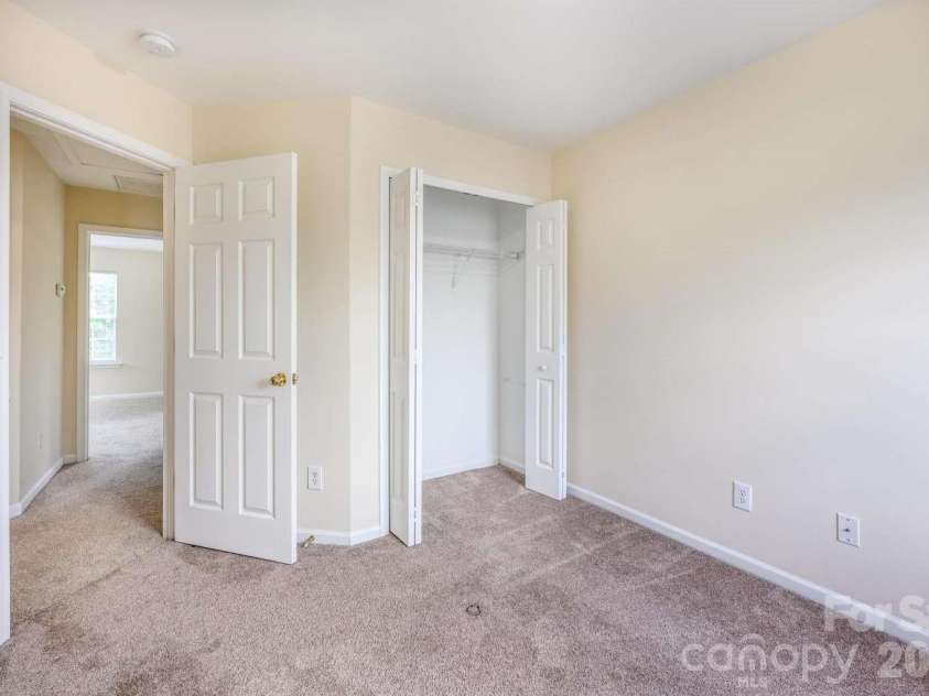 10430 Trolley Run Drive, Cornelius, NC 28031.  MLS# CAR4371885, YatesRealty ID 24196. 