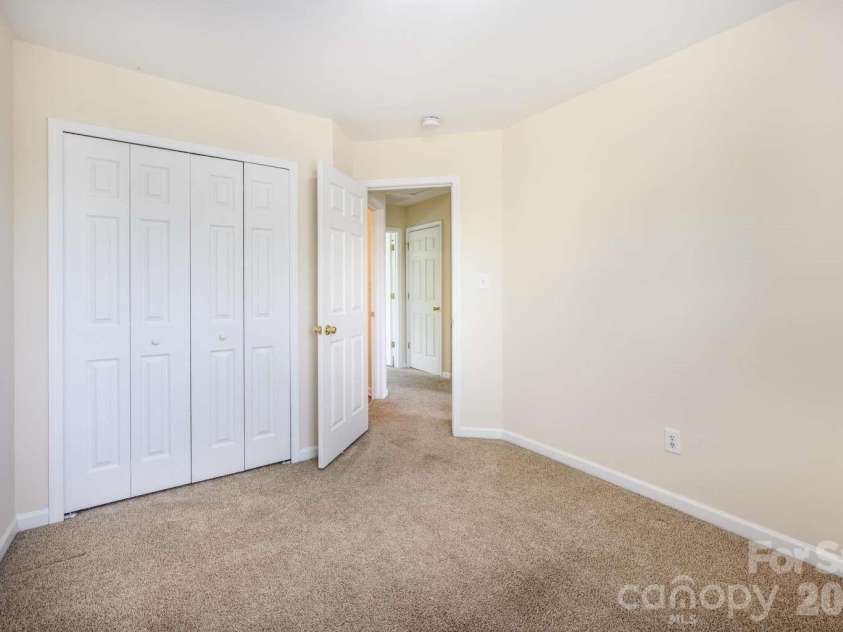 10430 Trolley Run Drive, Cornelius, NC 28031.  MLS# CAR4371885, YatesRealty ID 24196. 