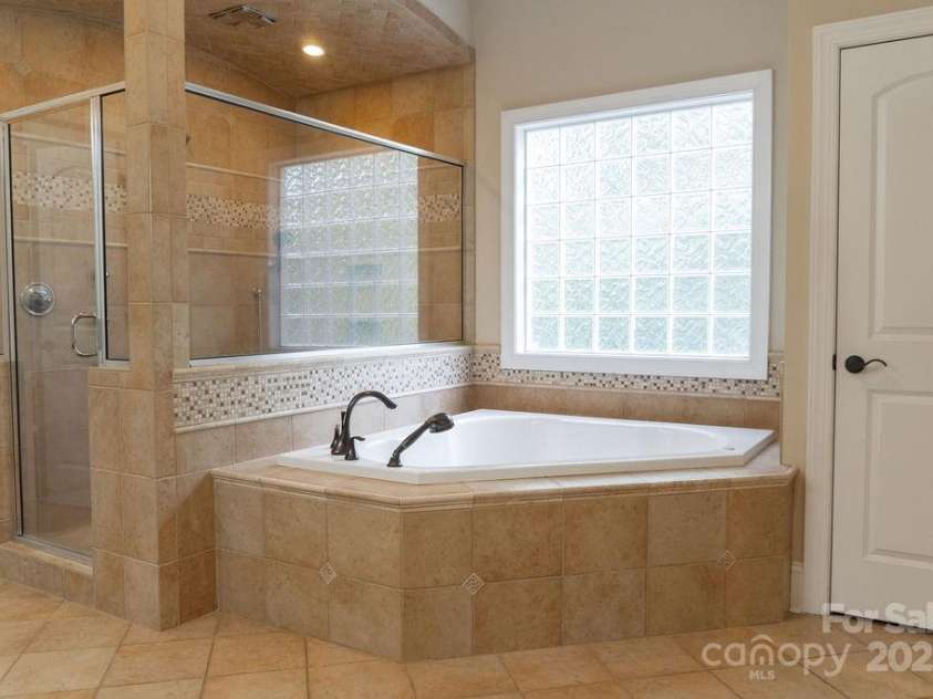 6184 Chandler Road, Clover, SC 29710.  MLS# CAR4269518, YatesRealty ID 24197. 