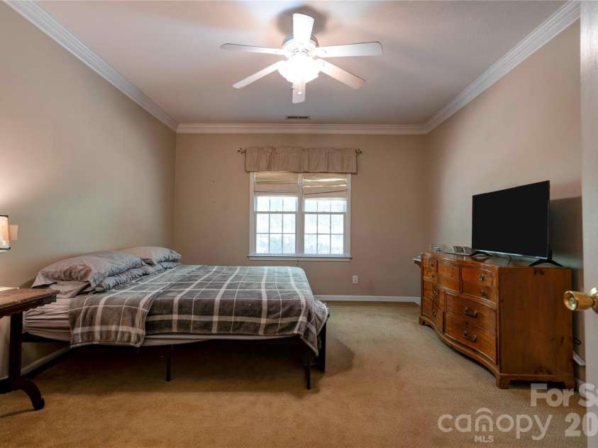 103 Whitetail Drive, Shelby, NC 28152.  MLS# CAR4382325, YatesRealty ID 24198. 